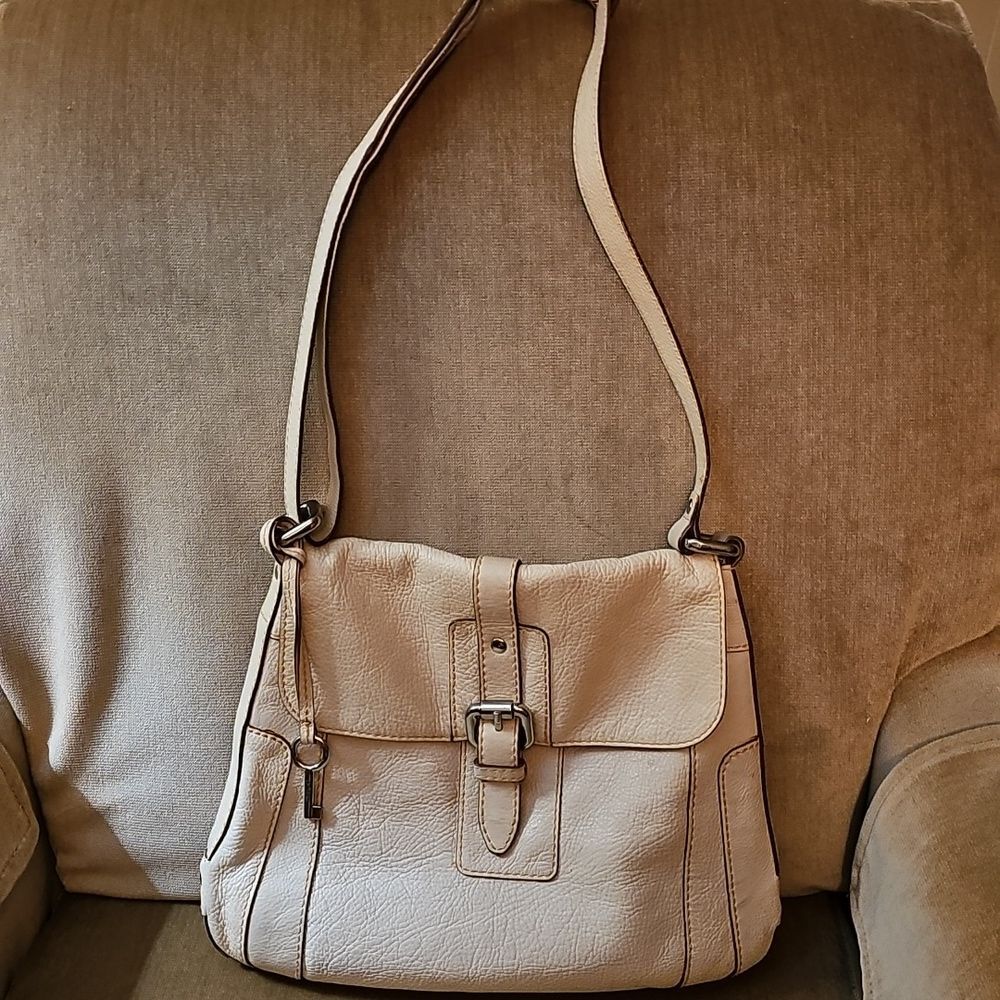 Shoulder Or Crossbody Bag By Fossil Leather Cream Color